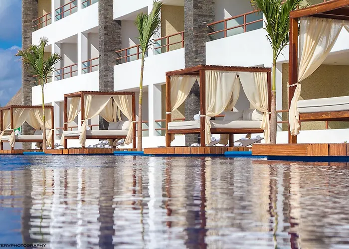 Hotel Artisan Playa Paraiso - Adults Only 4*