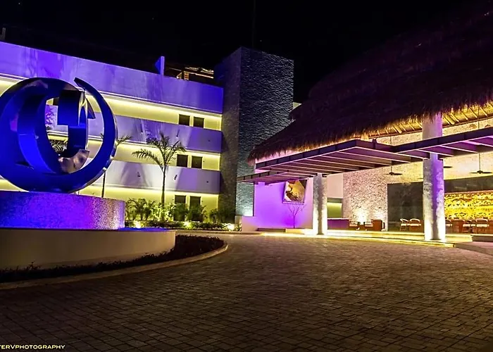 Artisan Playa Paraiso - Adults Only 4*
